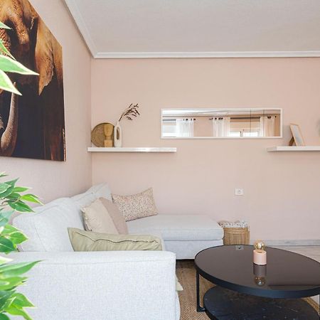 Casa Terra: Apartment 50 Meters From The Beach Торрев'єха Екстер'єр фото