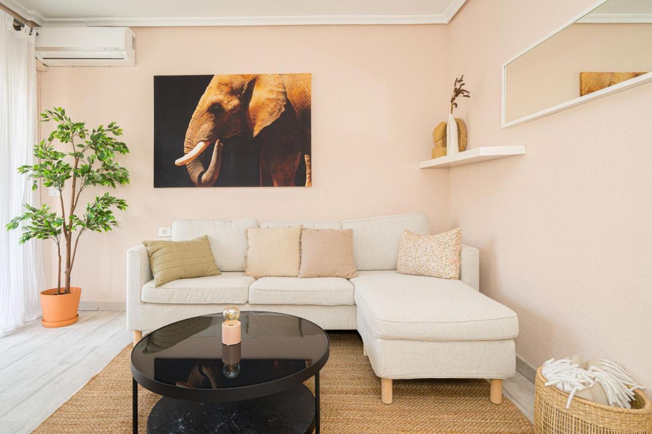 Casa Terra: Apartment 50 Meters From The Beach Торрев'єха Екстер'єр фото
