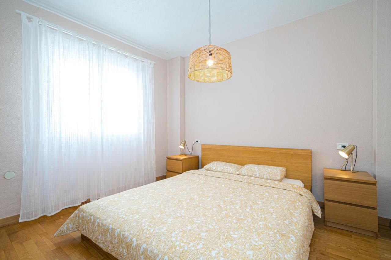 Casa Terra: Apartment 50 Meters From The Beach Торрев'єха Екстер'єр фото