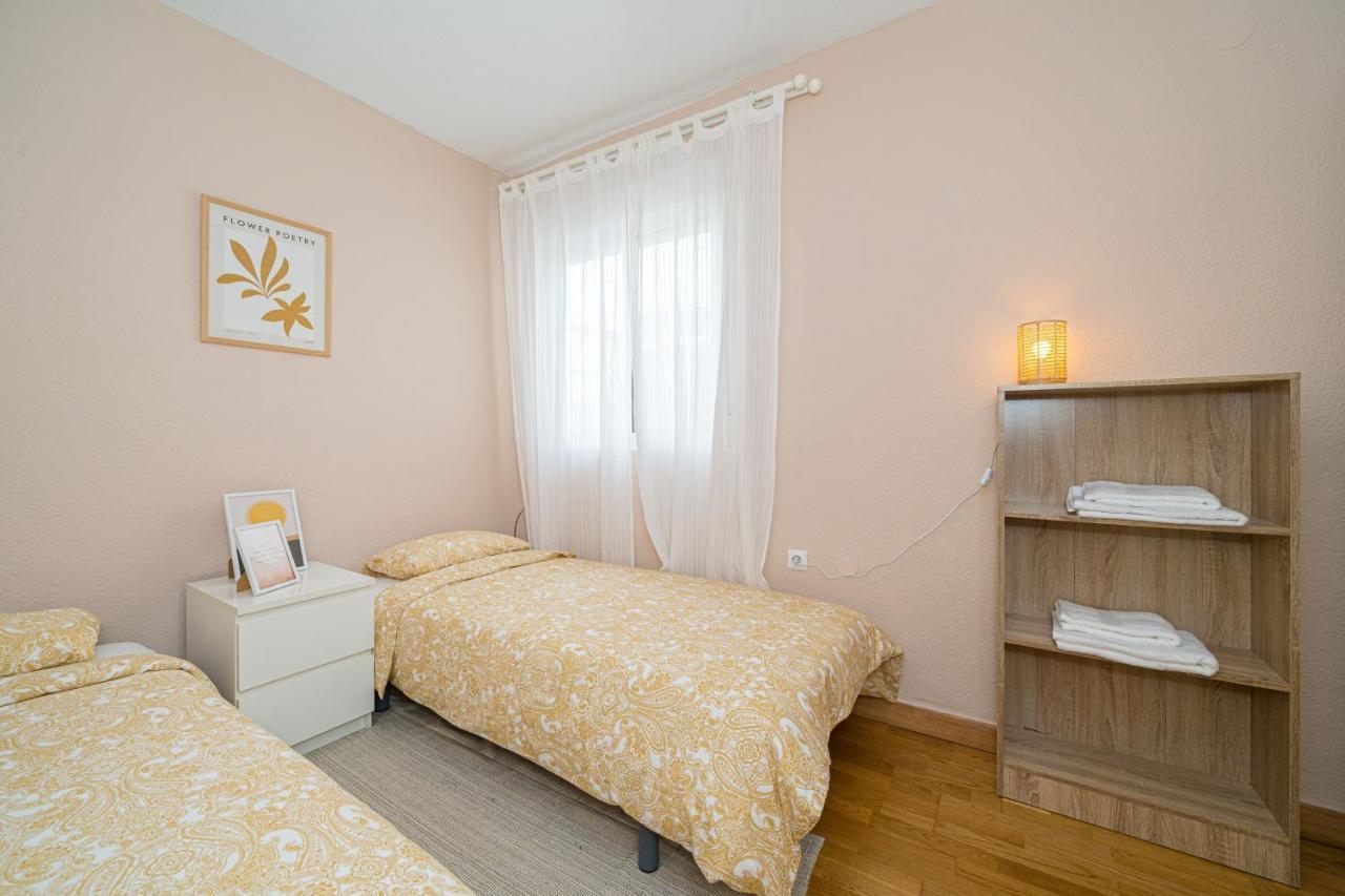 Casa Terra: Apartment 50 Meters From The Beach Торрев'єха Екстер'єр фото