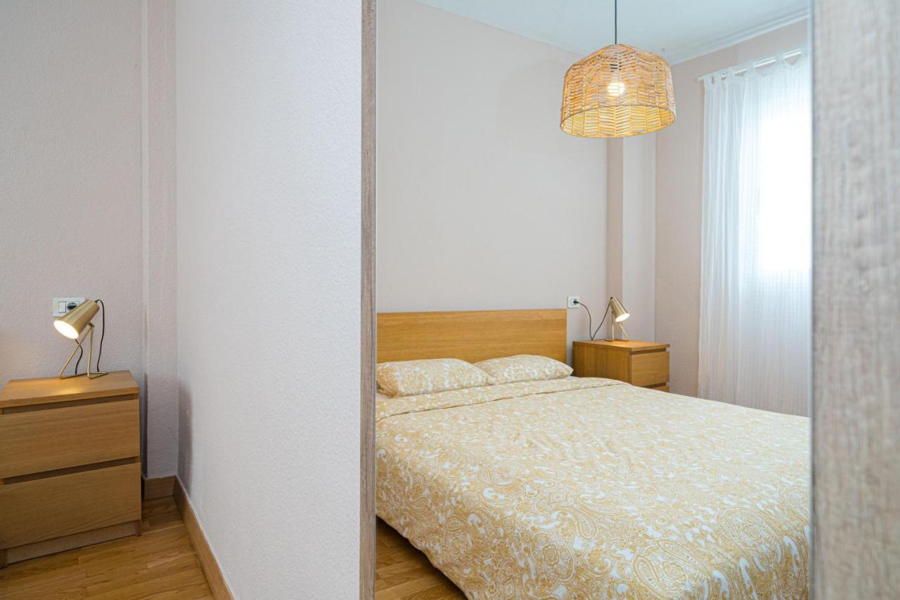 Casa Terra: Apartment 50 Meters From The Beach Торрев'єха Екстер'єр фото